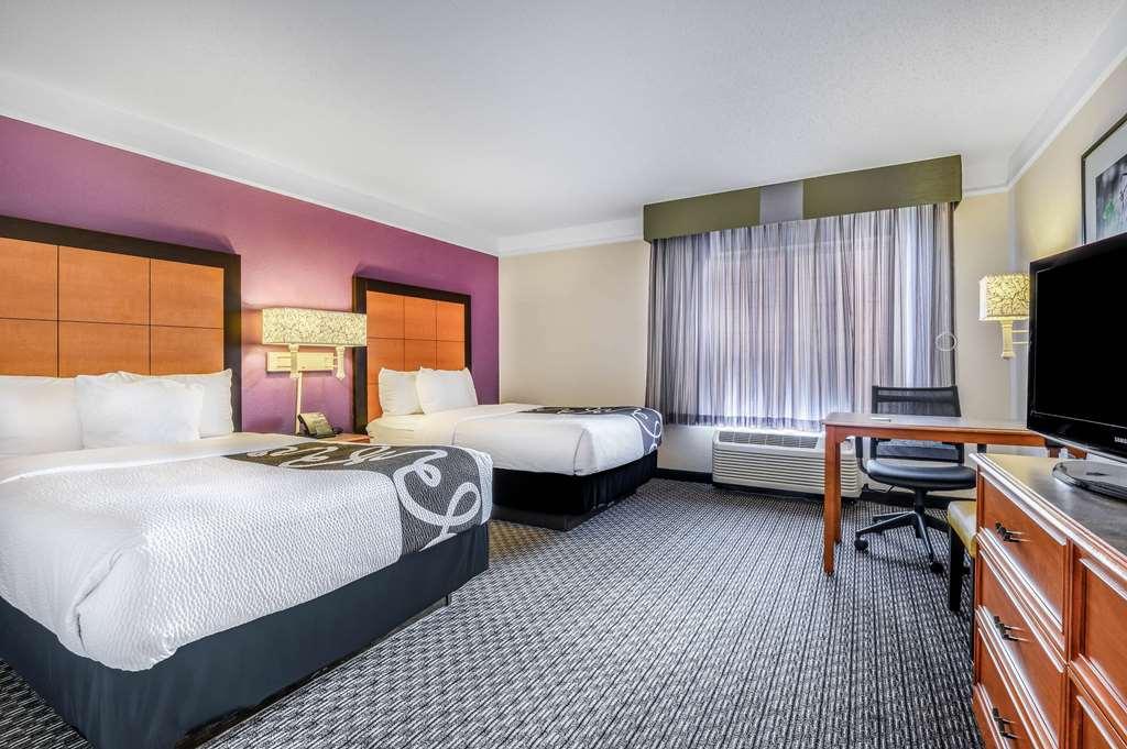 La Quinta By Wyndham Myrtle Beach Broadway Area Habitación foto