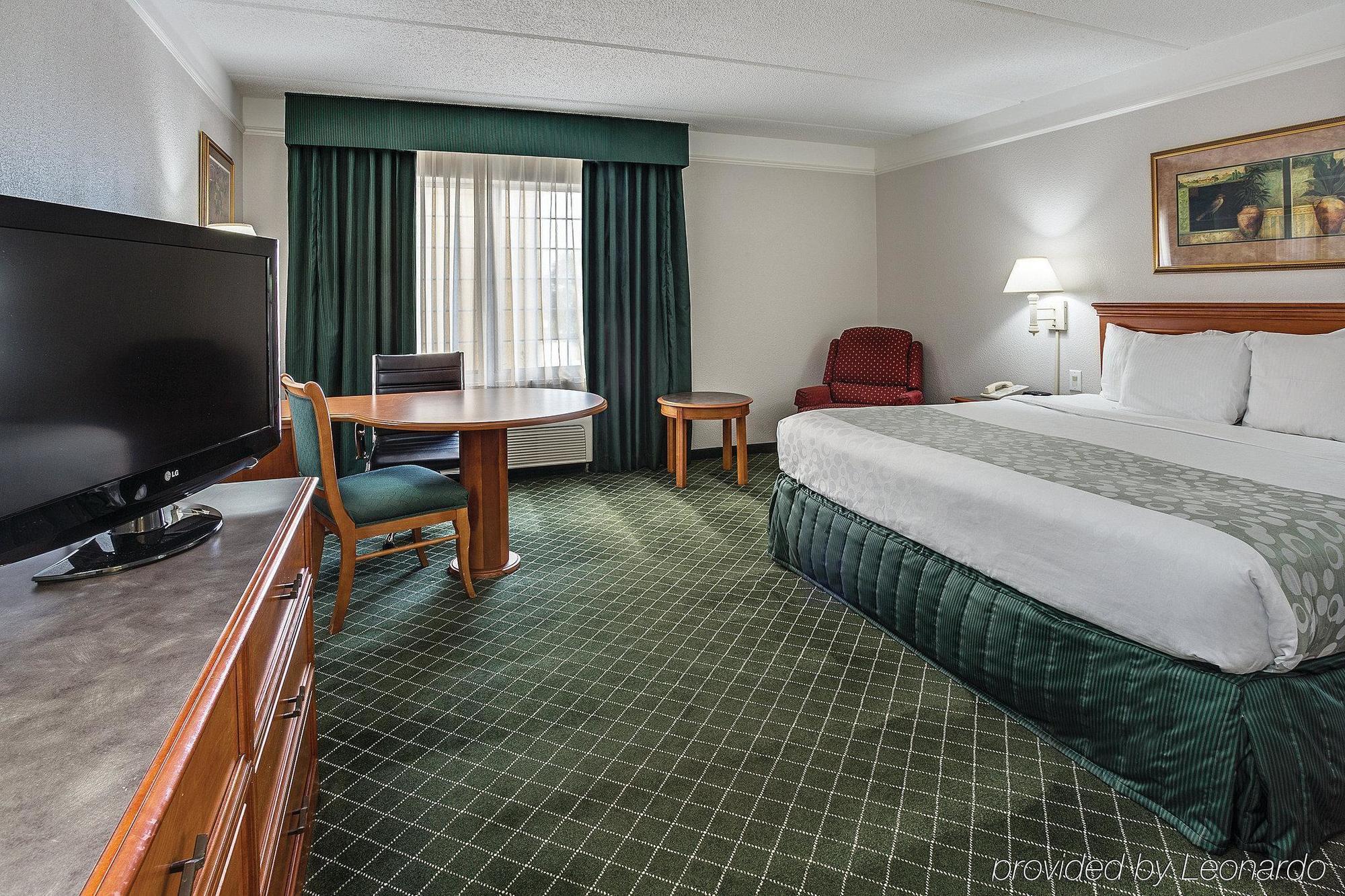 La Quinta By Wyndham Myrtle Beach Broadway Area Exterior foto
